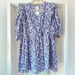 (BNWT) H&M Blue & White Floral Dress (L)